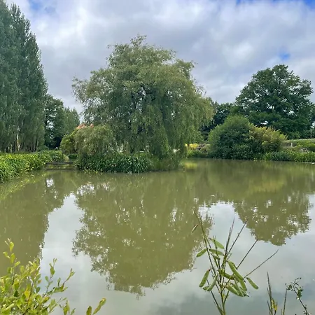 فندق مبيت وإفطار Et Tables D Hotes Du Boiziller 3*