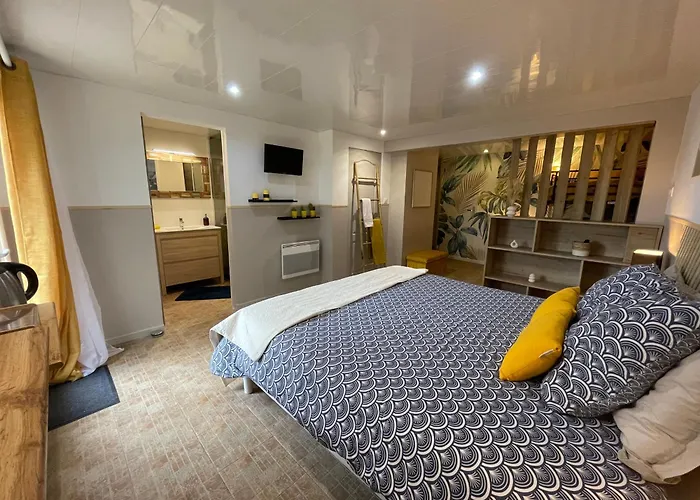 Et Tables D Hotes Du Boiziller Bed & Breakfast